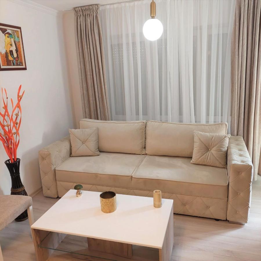 City Lux Square Apartments สโกเปีย ภายนอก รูปภาพ