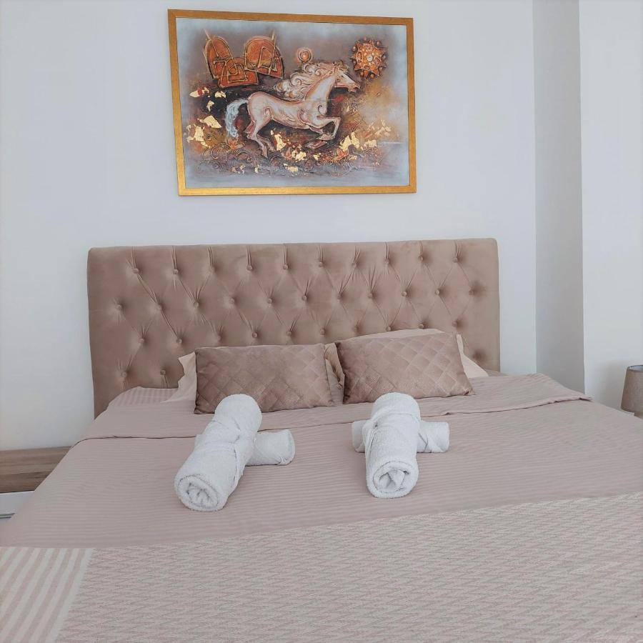 City Lux Square Apartments สโกเปีย ภายนอก รูปภาพ